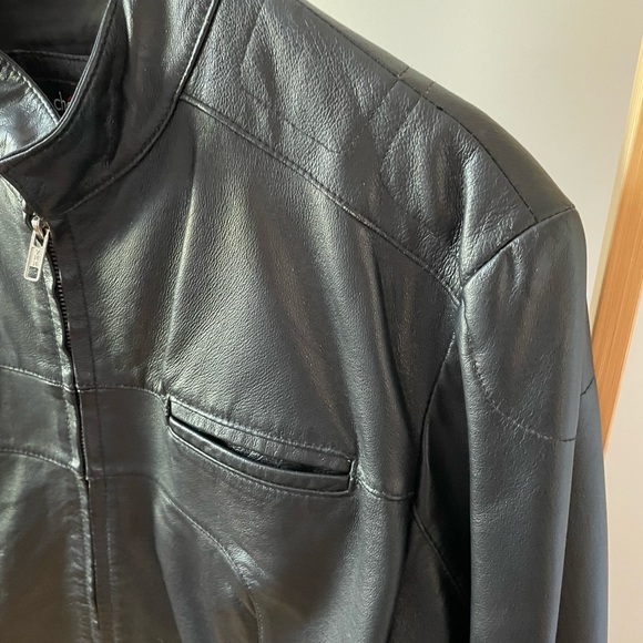 EUC Le Chateau leather jacket - Picture 4 of 5